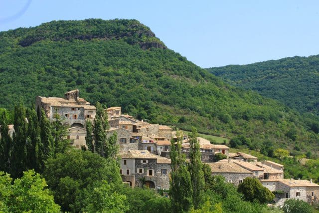 aubignas-colline