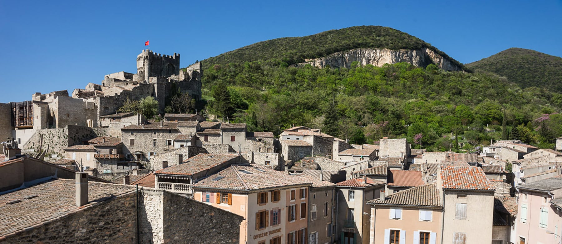 cruas-ruelles-village-medieval-hauteurs