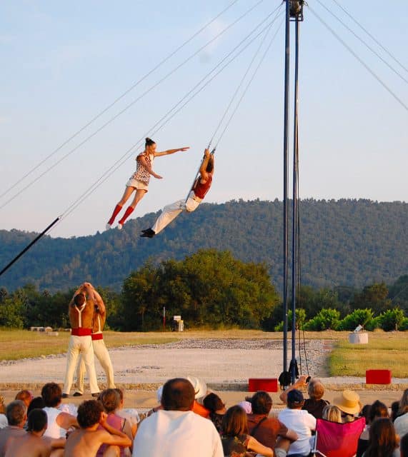 festival-alba-la-romaine-cirque