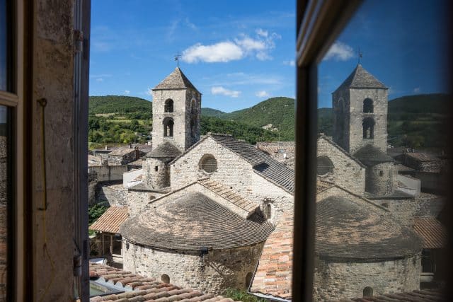 meysse-eglise-vue-fenetre