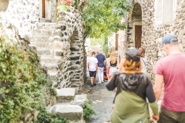 Visites guidées à Alba-la-Romaine et dégustation vins