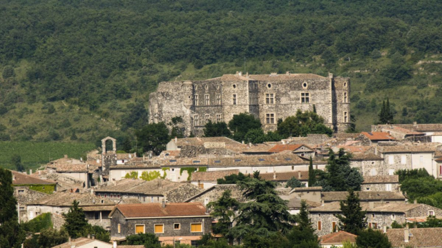 Alba et le chateau